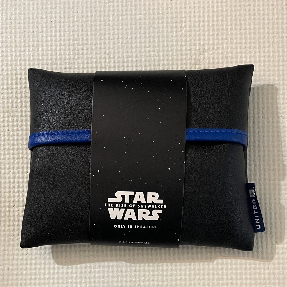 United x Star Wars Black with Blue Accent Amenity Kit